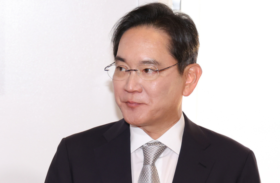 삼성전자, 브로드컴과 2천억달러 규모 협력…파운드리 '날개' 단다