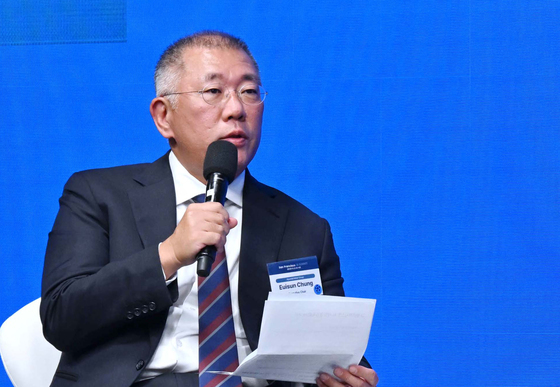 정의선 회장 "피지컬 AI로 도시 레벨의 통합 지능화 실현 목표"