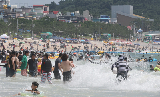 행안부, 보령머드축제·대천해수욕장 안전점검…폭염·물놀이 사고 대비