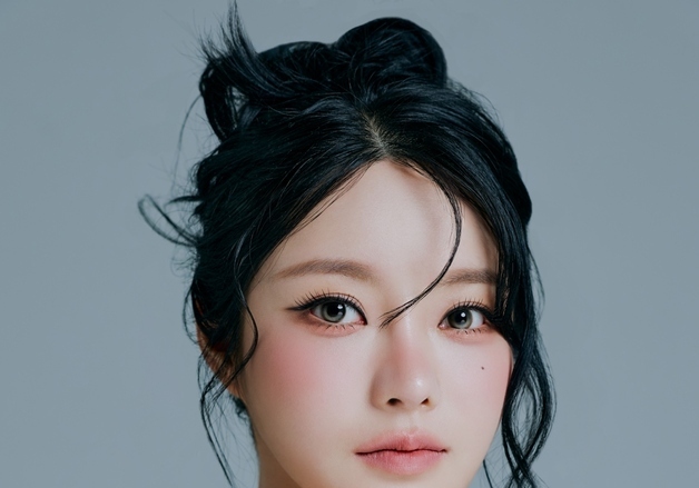 피프티피프티 키나, SSG랜더스 승리요전 도전…26일 시구 출격