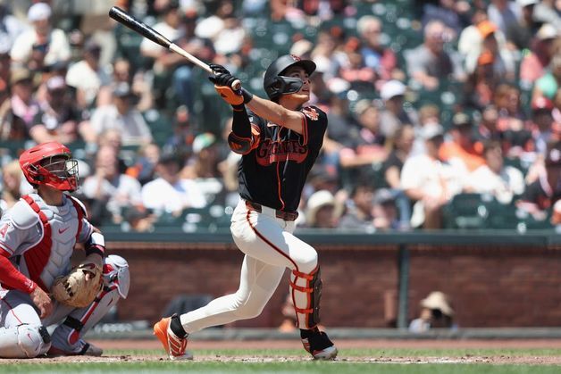 이정후, 3점홈런+2루타 멀티히트 활약…MLB 통산 100타점 돌파