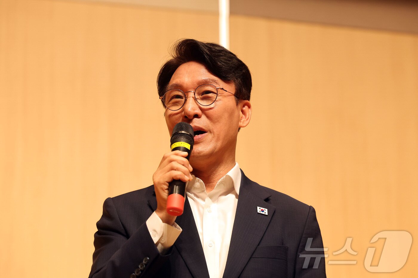 본문 이미지 - 더불어민주당 당권 주자인 김민석 의원이 지난 26일 전남광주통합특별시 북구 광주과학기술원에서 열린 초청 강연회에서 발언을 하고 있다. 2026.7.26 ⓒ 뉴스1 조수민 기자