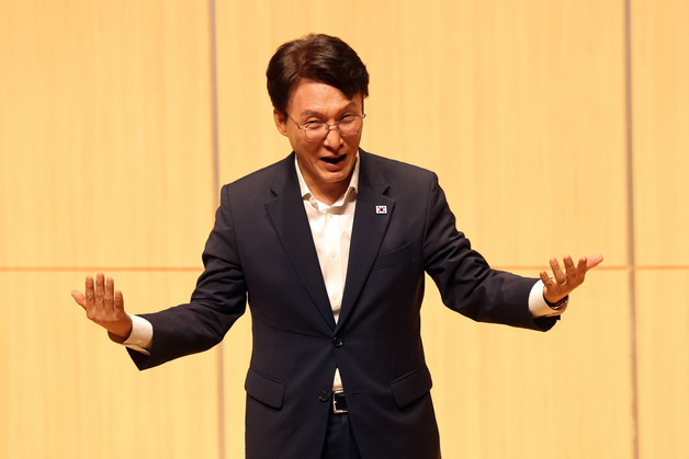 GIST 대학교에서 발언하는 김민석