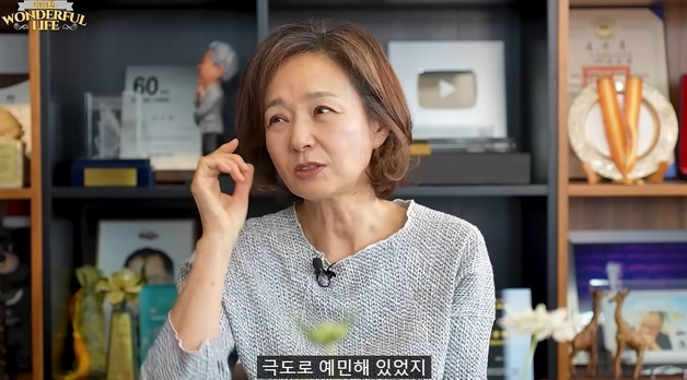 배종옥 "노희경 작가가 내 목 조르고 손 물었다"…과거 갈등 고백