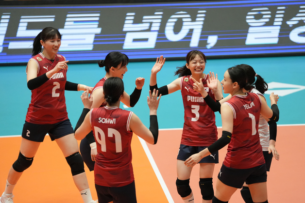 '차상현호' 여자배구, 인니에 3-0…'제천시리즈' 3전 전승(종합)