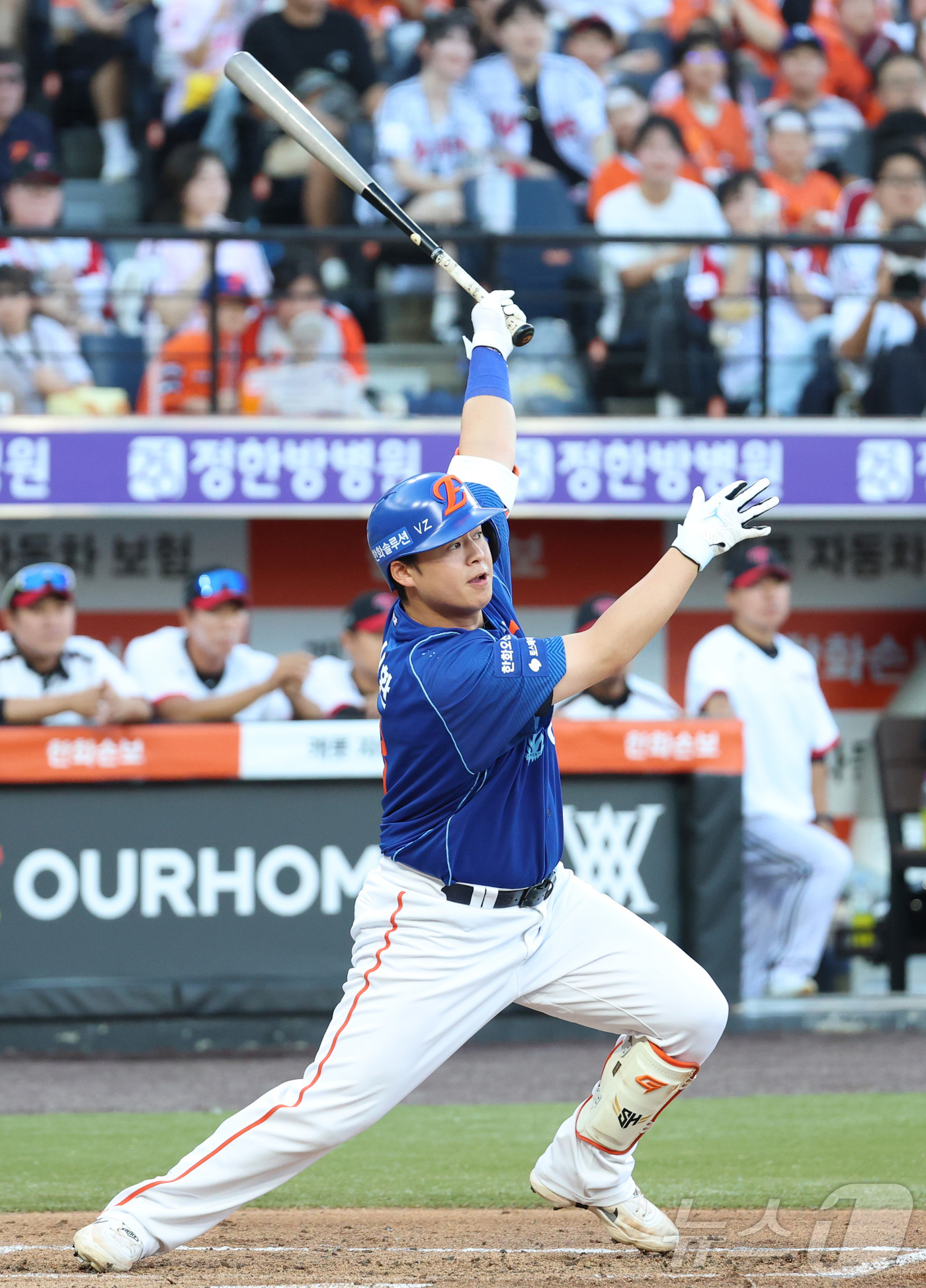 (대전=뉴스1) 김기남 기자 = 26일 대전 한화생명볼파크에서 열린 2026 신한 SOL KBO리그 LG 트윈스와 한화 이글스의 경기에서 한화이글스 노시환이 1회말 1타점 2루타를 …