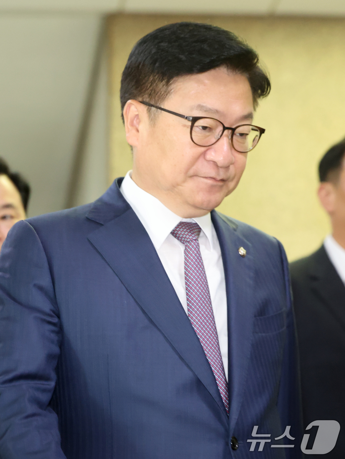 (서울=뉴스1) 황기선 기자 = 정점식 국민의힘 원내대표가 27일 오전 서울 여의도 국회에서 열린 최고위원회의에 참석하고 있다.  2026.7.27/뉴스1