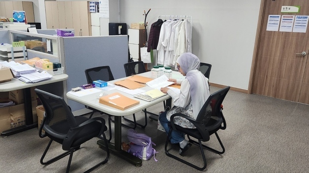 강원대 외국인 유학생 10명, 지역기업 4곳서 취업연계형 인턴십