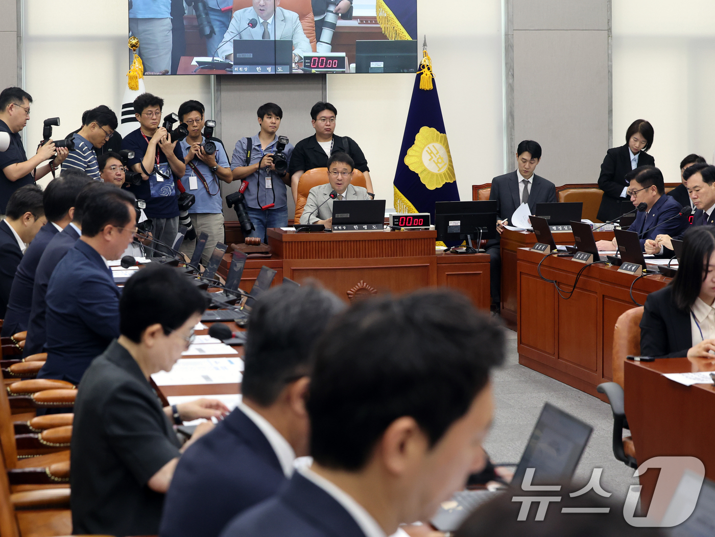 (서울=뉴스1) 황기선 기자 = 한병도 국회 운영위원장이 27일 오전 서울 여의도 국회에서 열린 운영위원회 전체회의에서 발언을 하고 있다.  2026.7.27/뉴스1