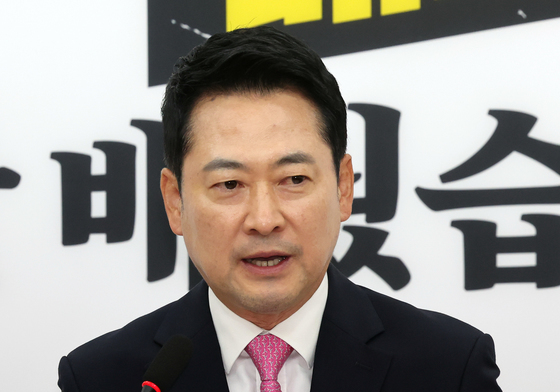 장동혁 대표, 선관위 선거 소청 출석 전 기자회견