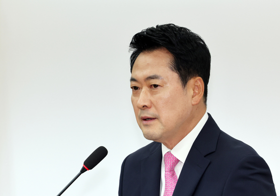 선관위 선거소청 출석 전 기자회견하는 장동혁 대표