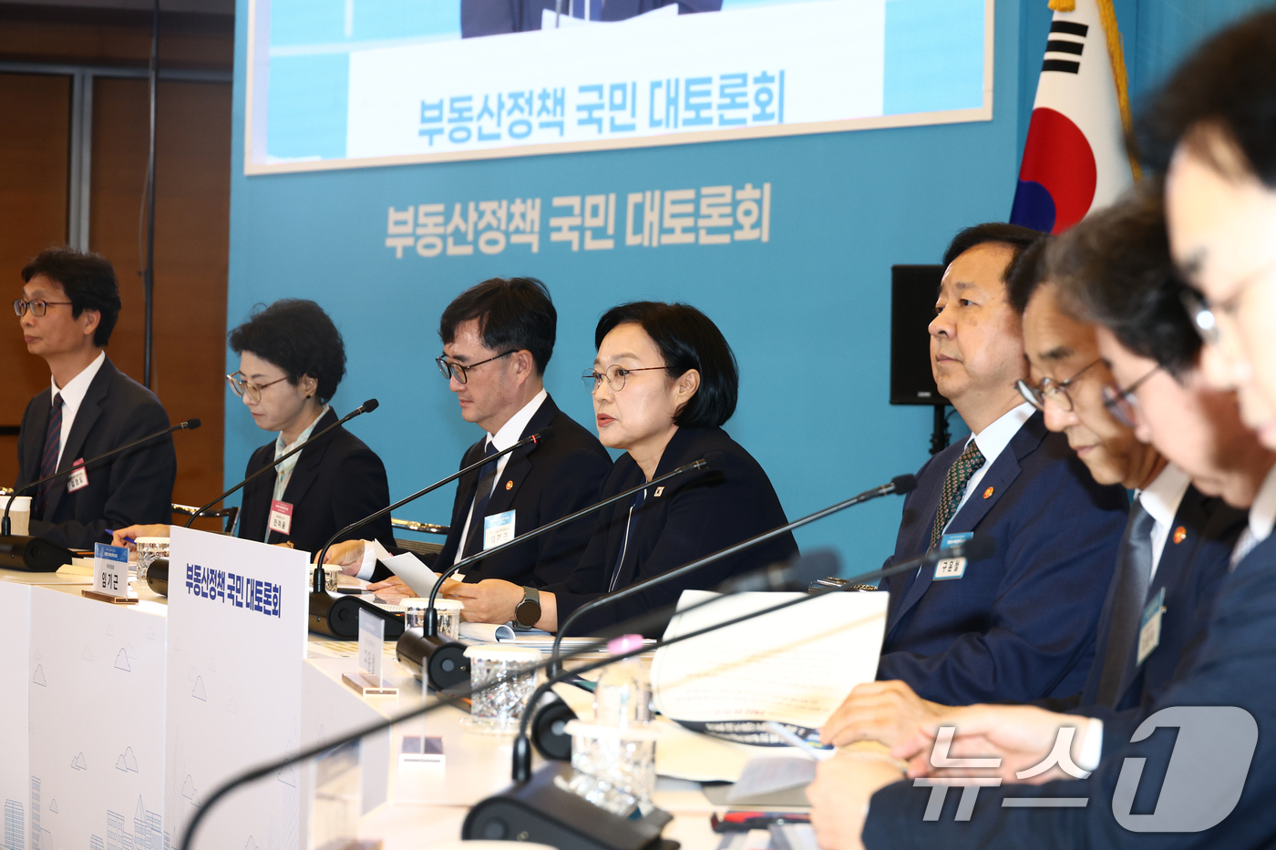 (서울=뉴스1) 김도우 기자 = 한성숙 국무총리가 27일 서울 중구 대한상공회의소에서 열린 부동산정책 국민 대토론회에서 모두발언을 하고 있다. (공동취재) 2026.7.27/뉴스1 …