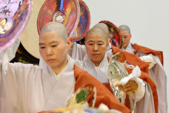 대한민국관서 펼쳐진 천수바라춤