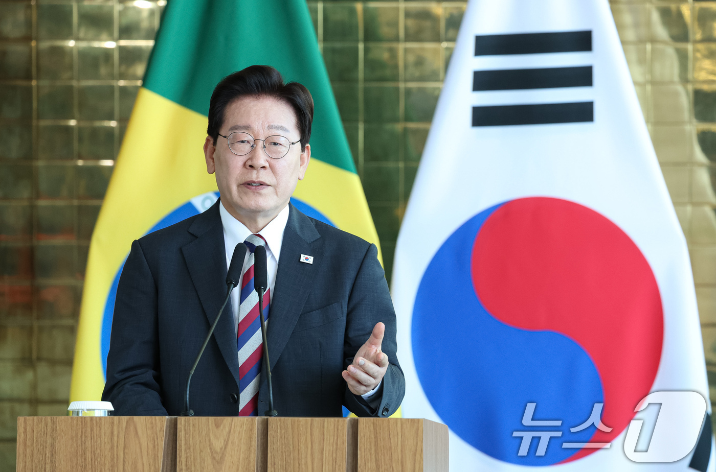 (브라질리아=뉴스1) 허경 기자 = 이재명 대통령이 27일(현지시간) 브라질 대통령관저에서 한·브라질 공동언론발표를 하고 있다. 2026.7.28/뉴스1