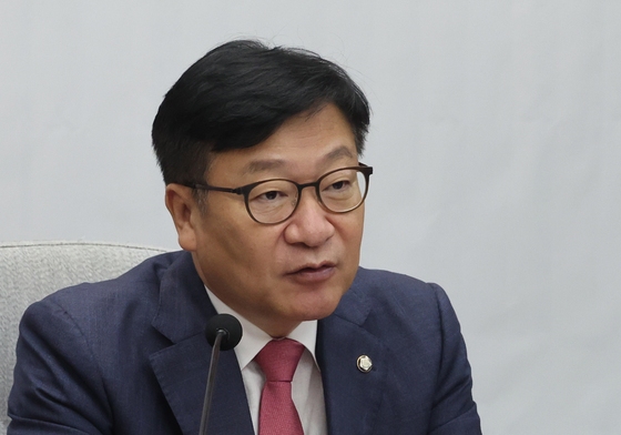 모두발언하는 정점식 원내대표
