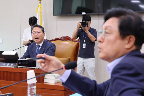 법사소위, 형소법 축조심사 마무리…오늘 최종안 성안 속도전
