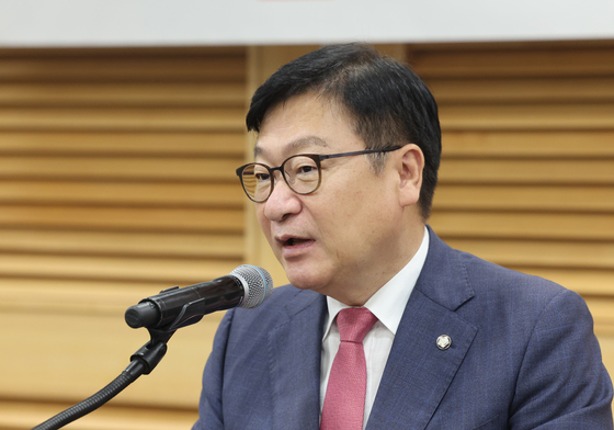정점식 "롤러코스피 사태…김용범 경질하고 경제라인 전면 교체해야"