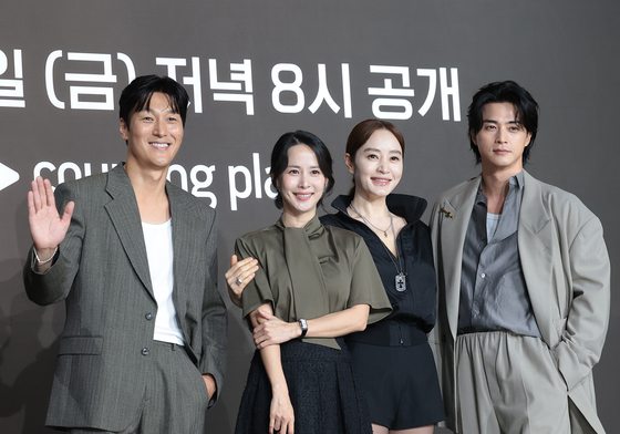 김재철·조여정·김혜수·김지훈, 빛나는 미소