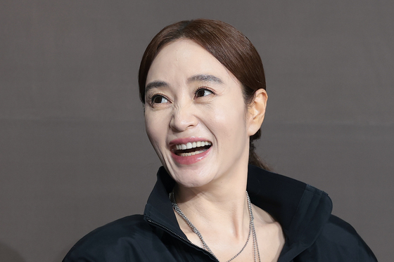 김혜수, 코찡긋 미소