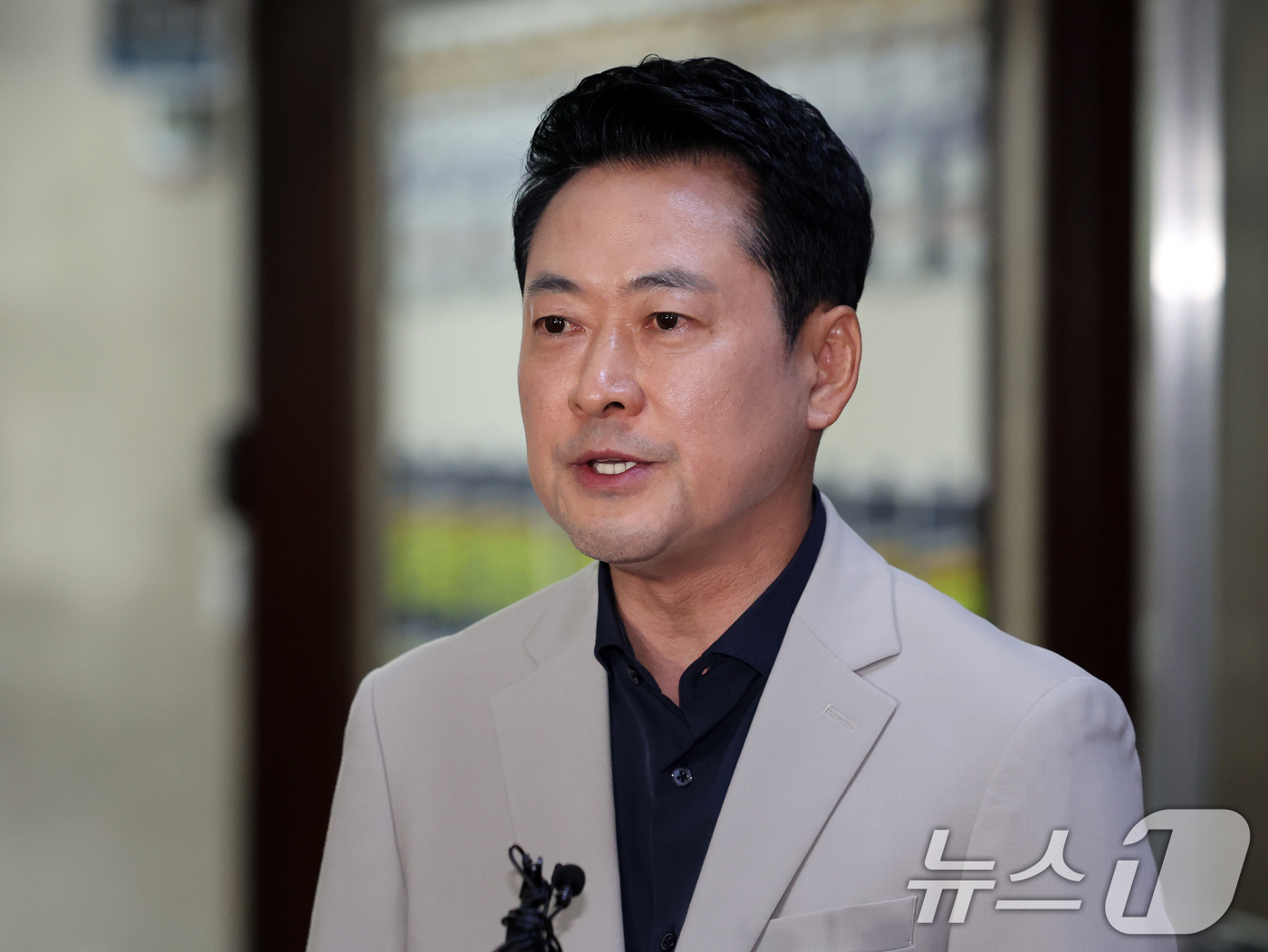 (서울=뉴스1) 황기선 기자 = 장동혁 국민의힘 대표가 28일 오후 서울 여의도 국회에서 조정식 국회의장의 현직 대통령 연임 개헌과 관련해 입장을 밝히고 있다.  2026.7.28 …