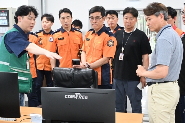 백승두 충남소방본부장, 쿠팡풀필먼트 천안센터 찾아 화재 예방 점검
