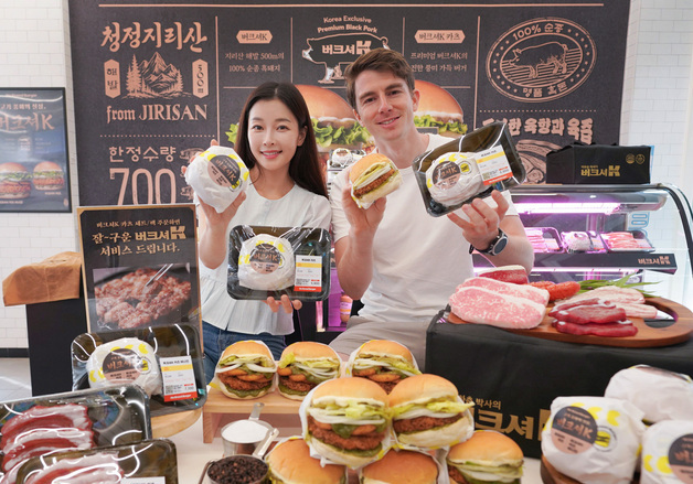 "프리미엄 흑돈을 버거에"…노브랜드 버거, '버크셔K 카츠' 2종 출시