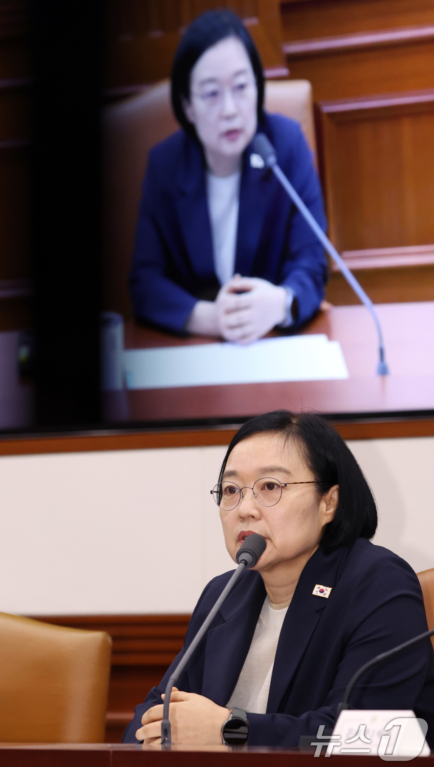 (서울=뉴스1) 김명섭 기자 = 한성숙 국무총리가 29일 오전 서울 종로구 세종대로 정부서울청사에서 열린 비상경제 점검회의에서 모두 발언을 하고 있다.  2026.7.29/뉴스1