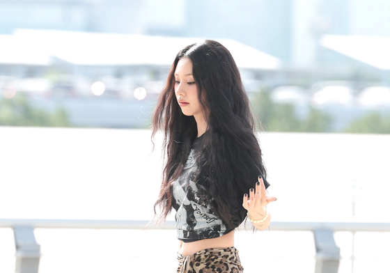 트와이스 채영, 걸을때 마다 드러나는 섹시미
