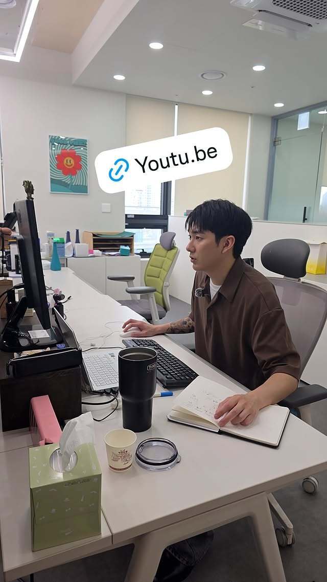본문 이미지 - 뉴이스트 아론 SNS 갈무리