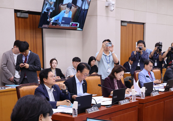 안건조정위 회부되는 형사소송법 개정안