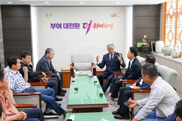 이용우 군수, 부여군기업인협의회와 간담회