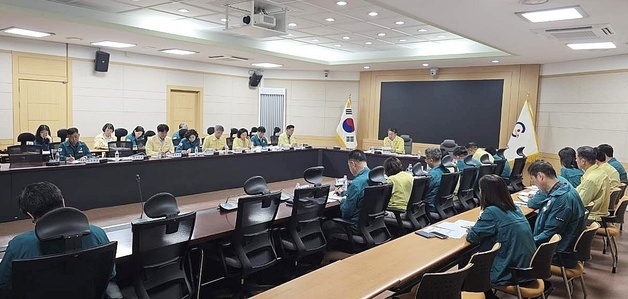 '폭염중대경보' 광양시 비상 2단계 가동…현장 대응체계 점검
