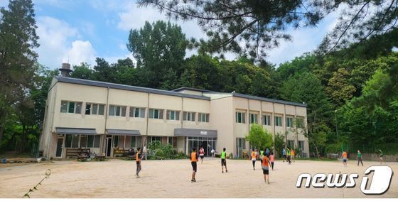 '고양 자유학교' 폐교 위기 해소…"대안학교, 학습권 보장 우선"