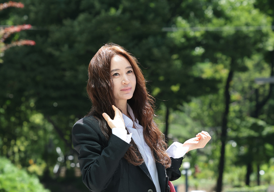 김혜수, 하의 실종 패션