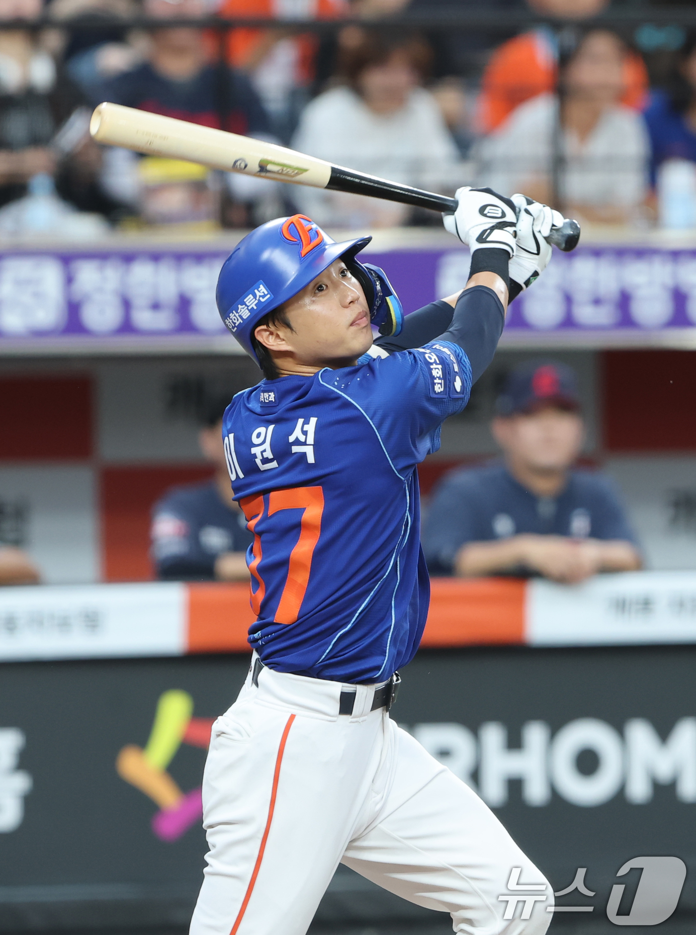 (대전=뉴스1) 김기태 기자 = 29일 대전 한화생명볼파크에서 열린 2026 신한 SOL KBO리그 롯데 자이언츠와 한화 이글스의 경기에서 3회말 무사 만루 상황 한화 이원석이 1 …