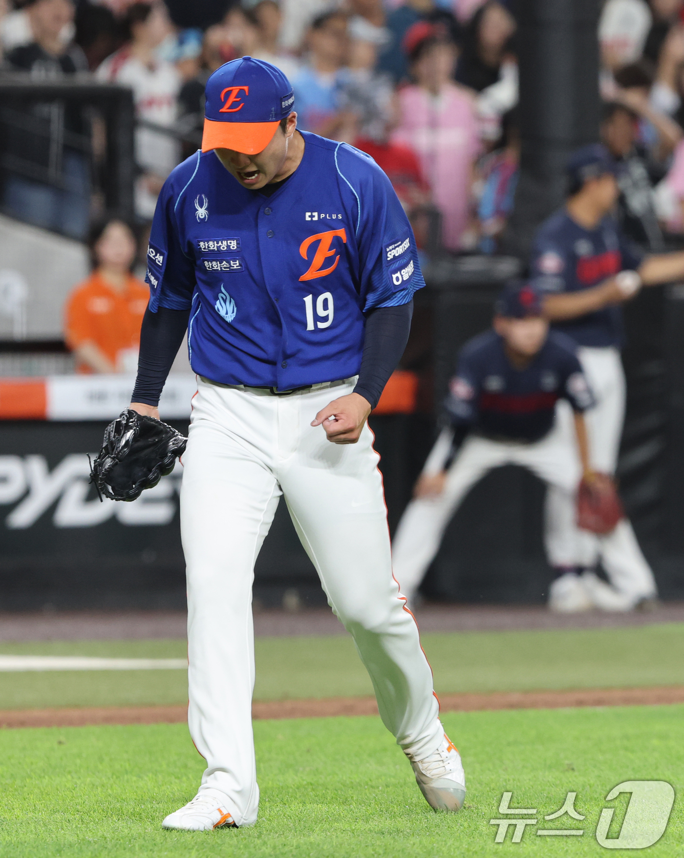 (대전=뉴스1) 김기태 기자 = 29일 대전 한화생명볼파크에서 열린 2026 신한 SOL KBO리그 롯데 자이언츠와 한화 이글스의 경기에서 한화 선발 왕옌청이 7회초 실점 위기를 …