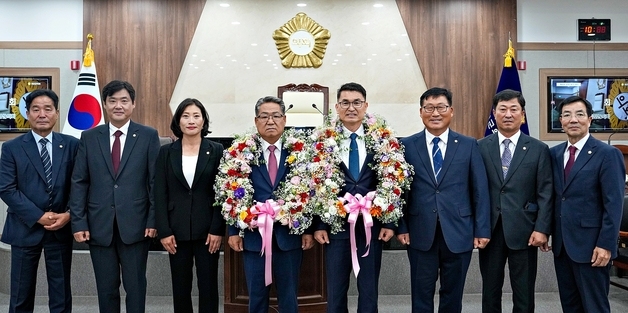 괴산군의회 10대 전반기 원구성 마무리…상임위원장도 선출
