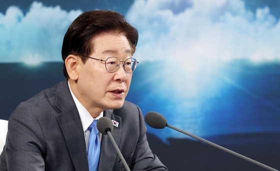 李대통령 "美 독립 250주년 축하…한미동맹 더 굳건히, 새 도약 이룰 것"