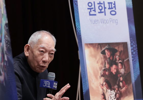 개막작 '표인:풍기대막' 원화평 감독