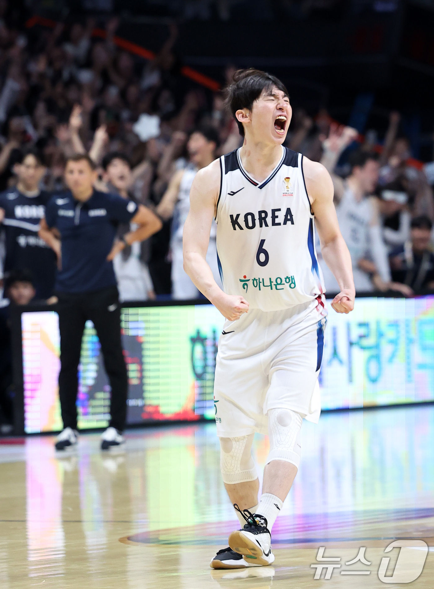 (고양=뉴스1) 김성진 기자 = 대한민국 농구 대표팀 이정현이 3일 경기도 고양시 고양소노아레나에서 열린 2027 FIBA 월드컵 아시아 예선 1라운드 B조 윈도우3 대한민국과 대 …