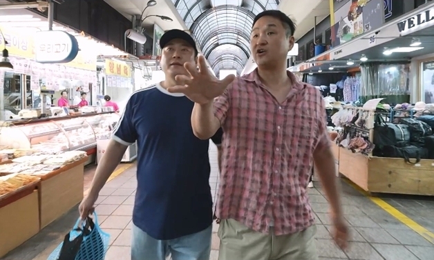 "깜짝 놀랐다"…'나혼산' 구성환, 시장서 대세 이선민 인기 실감