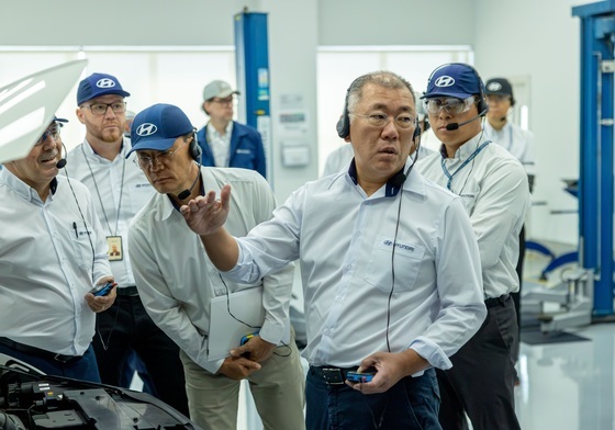 정의선 회장, 상반기 현대자동차서 22억5000만원 수령