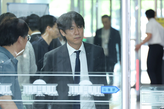 홍명보 전 감독, 청문회 출석