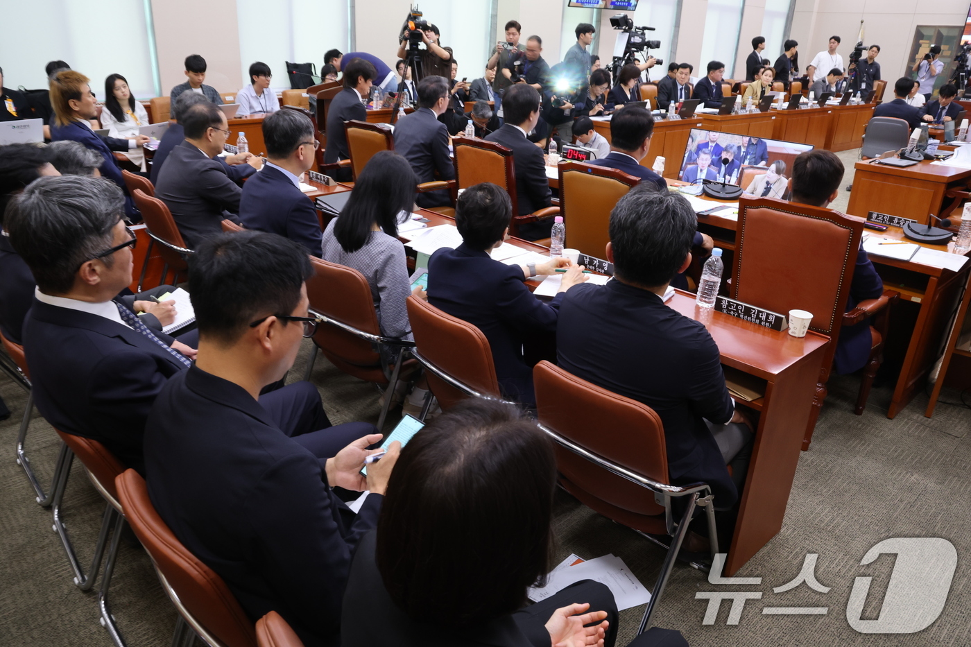 (서울=뉴스1) 국회사진기자단 = 30일 서울 여의도 국회 문화체육관광위원회에서 대한축구협회 현안 관련 청문회가 열리고 있다. 2026.7.30/뉴스1