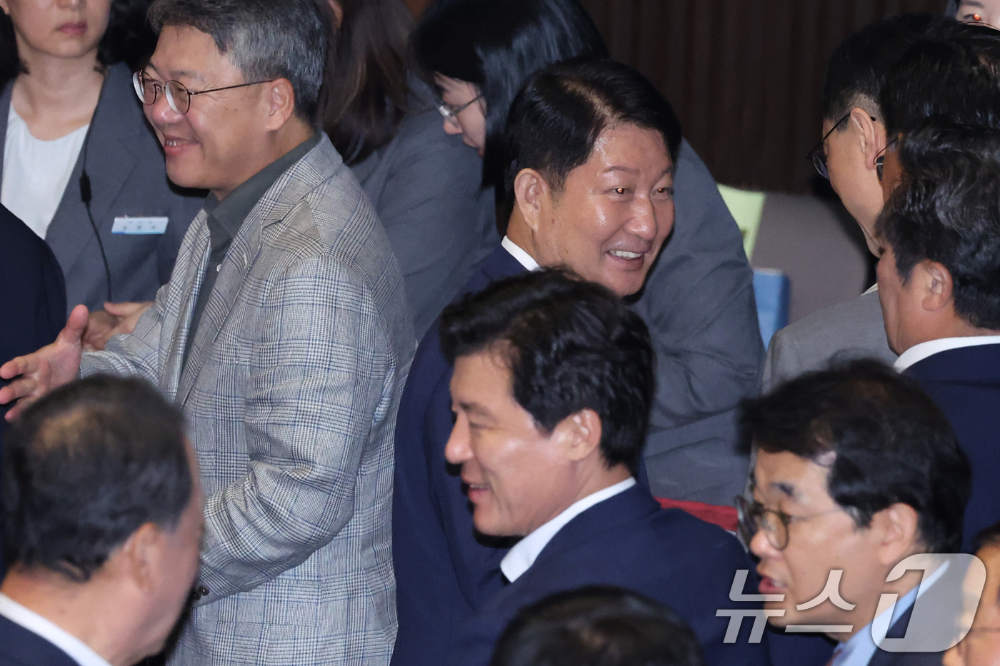 (서울=뉴스1) 신웅수 기자 = 권영진 국민의힘 의원이 30일 서울 여의도 국회에서 열린 제437회국회(임시회) 제3차 본회의에 자리하고 있다. 2026.7.30/뉴스1