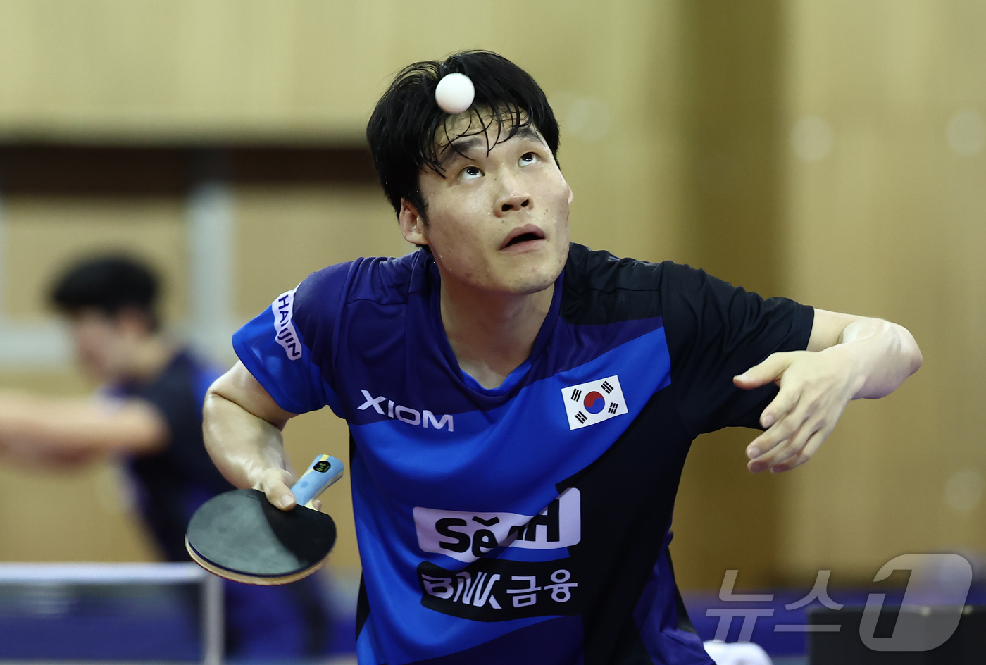 (진천=뉴스1) 김민지 기자 = 2026 아이치-나고야 아시안게임을 앞둔 탁구 국가대표 장우진이 30일 오후 충북 진천군 진천국가대표선수촌에서 구슬땀을 흘리며 훈련하고 있다. 20 …