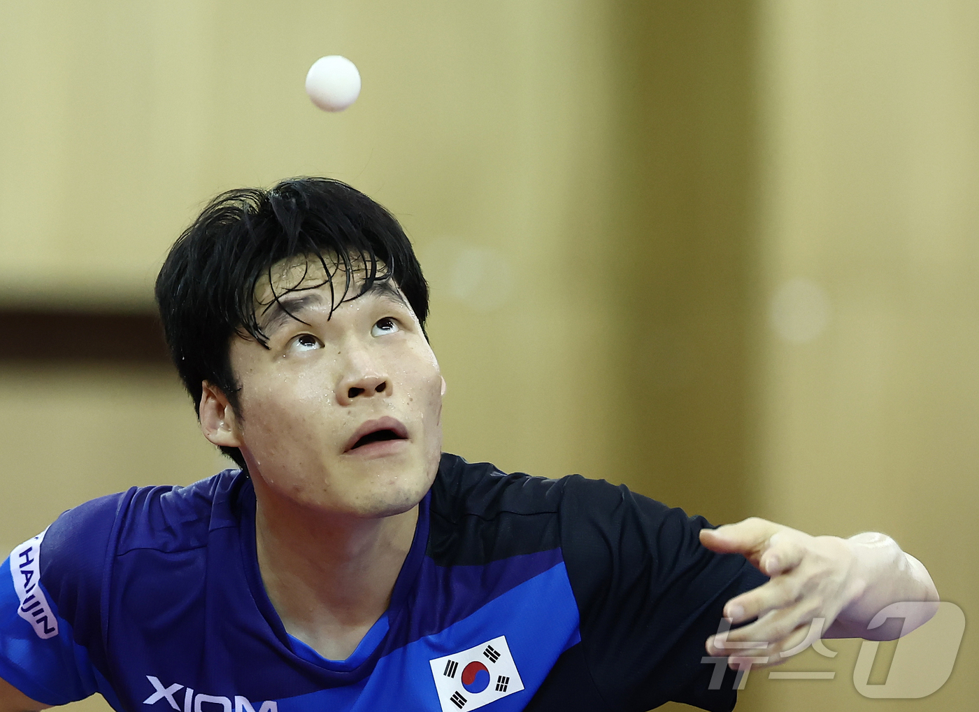 (진천=뉴스1) 김민지 기자 = 2026 아이치-나고야 아시안게임을 앞둔 탁구 국가대표 장우진이 30일 오후 충북 진천군 진천국가대표선수촌에서 구슬땀을 흘리며 훈련하고 있다. 20 …