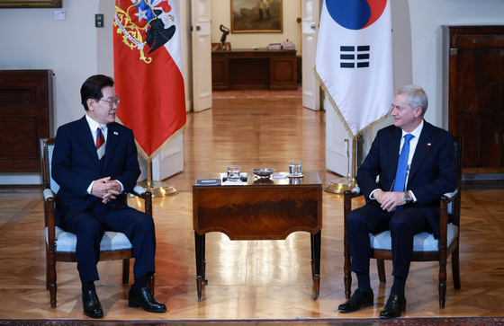 한·칠레 소인수 회담하는 이재명 대통령