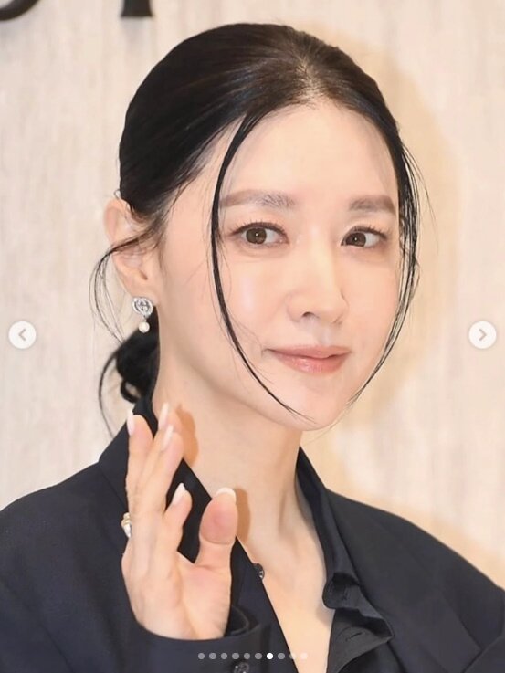 본문 이미지 - 이영애 인스타그램 캡처