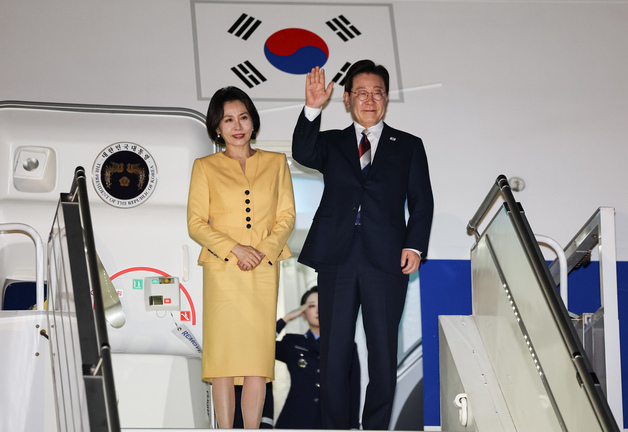 남미 순방 마친 李대통령의 3가지 과제…부동산·증시·보완수사권